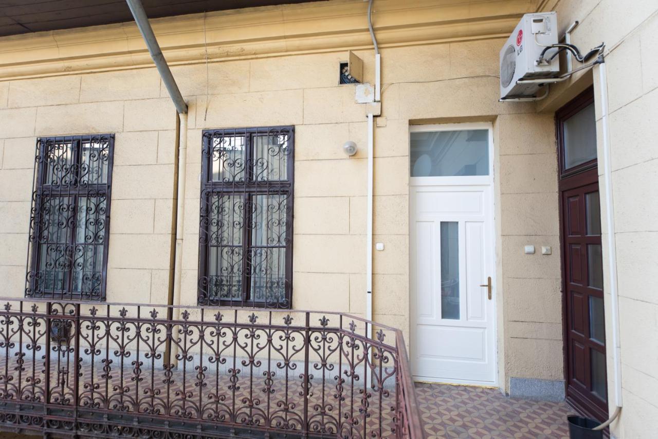 Palace District Apartment Будапеща Екстериор снимка